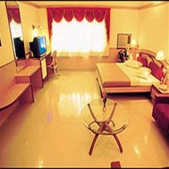 Harmony Hotel Rajkot Bagian luar foto